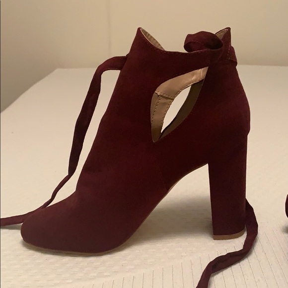 Pair of JustFab size 8 booties. - Picture 2 of 4